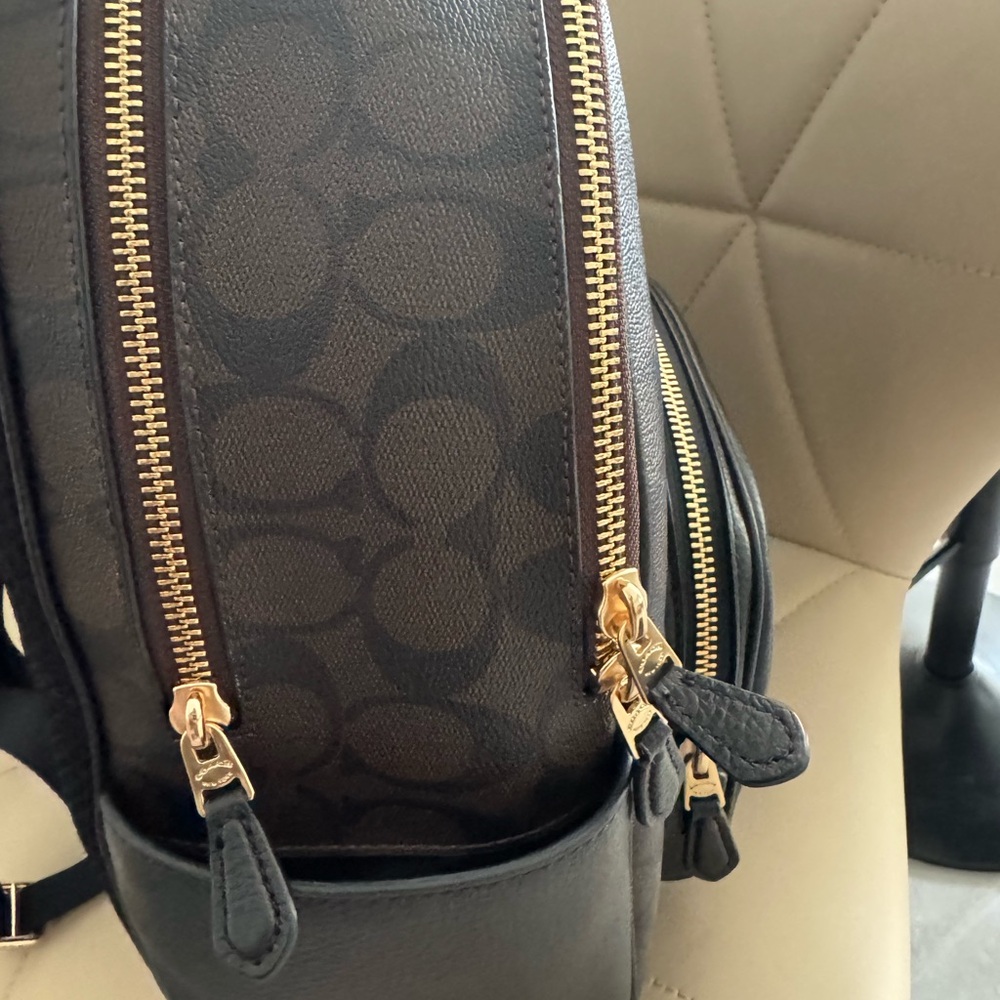 Coach Backpack - Picture 6 of 7